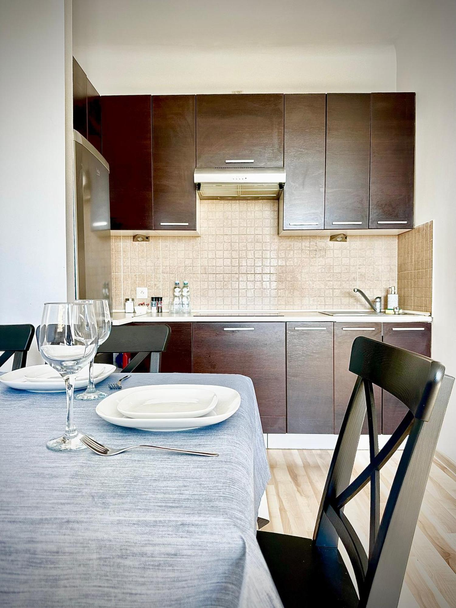 Апартаменты Apartament Blisko Centrum Варшава Экстерьер фото