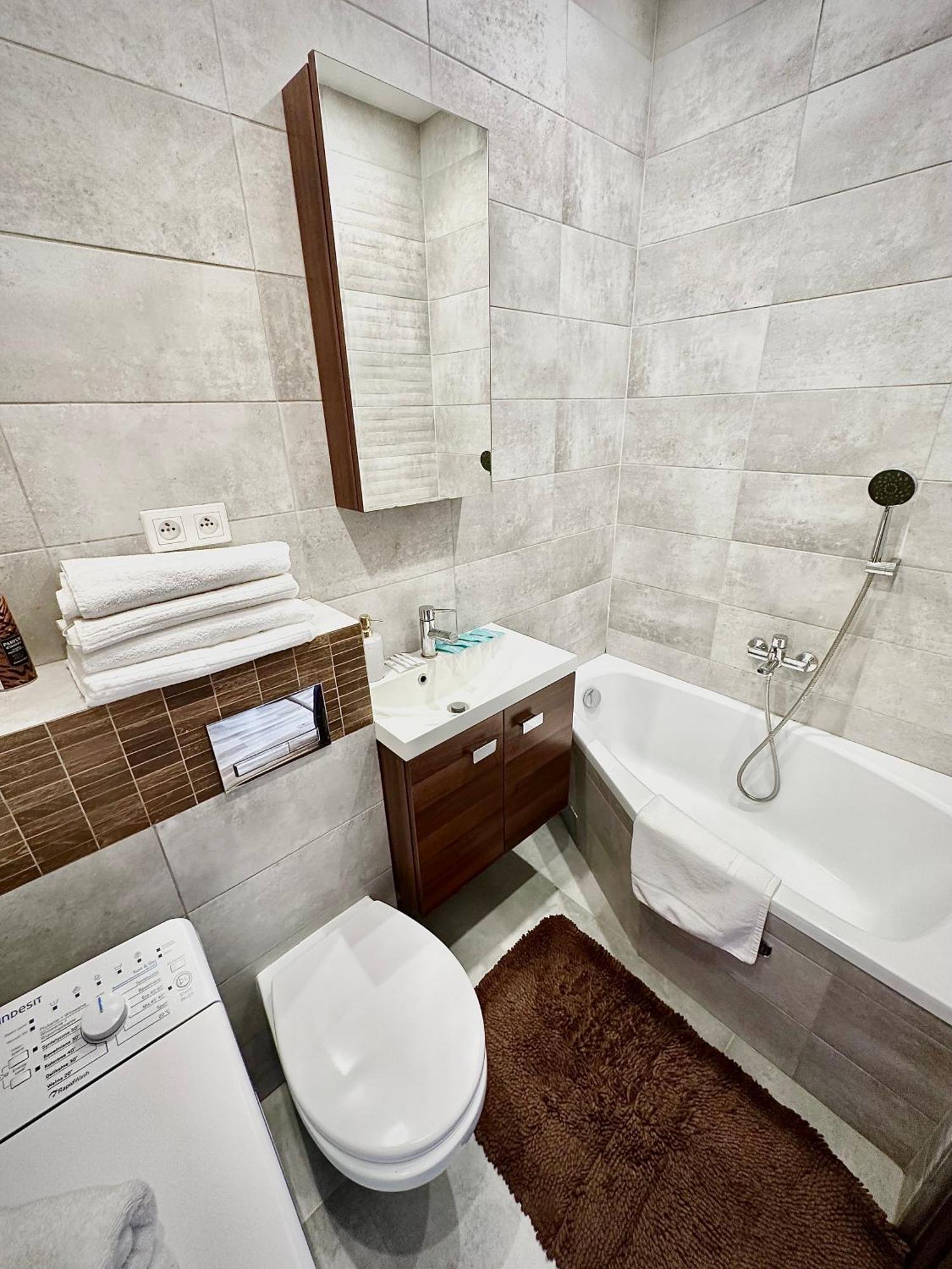 Апартаменты Apartament Blisko Centrum Варшава Экстерьер фото